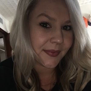 Meet your Posher, Meredith